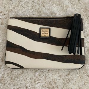 Dooney & Bourke Serengeti Carrington Pouch